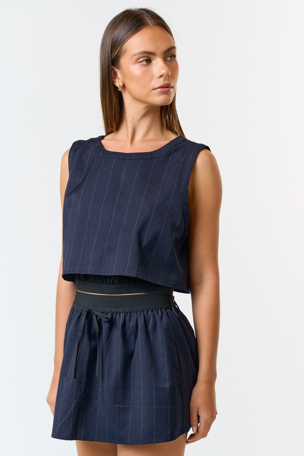 PIN STRIPE ELASTIC WAISTBAND TANK TOP