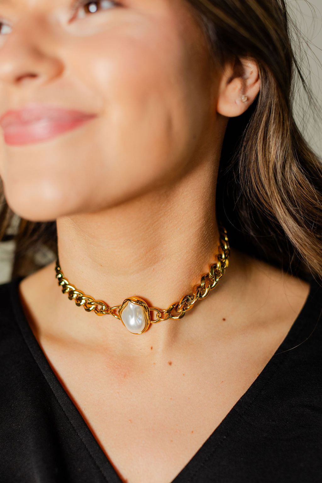 Pearl In-Lay Choker Necklace