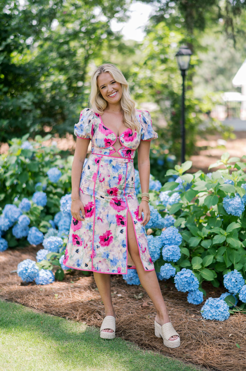 BINDING CUT OUT MIDI DRESS