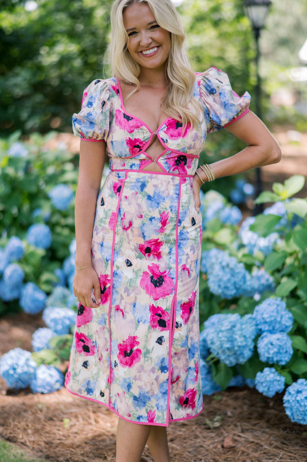 BINDING CUT OUT MIDI DRESS