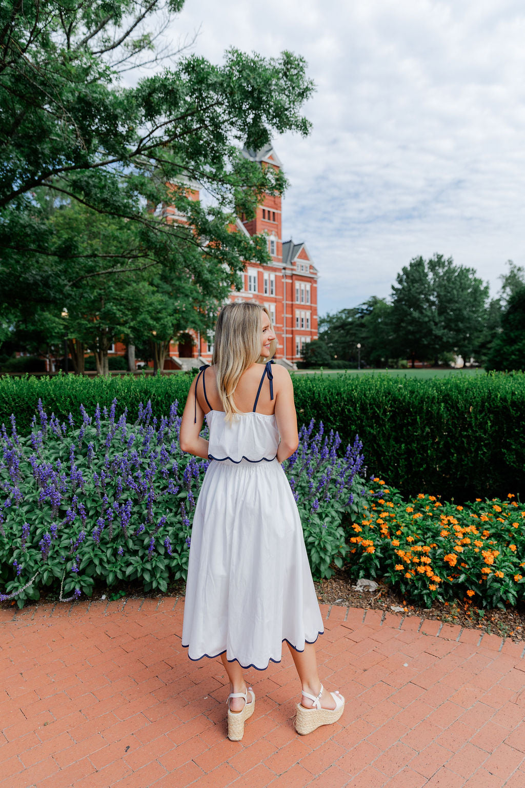 Scallop Hem Skirt