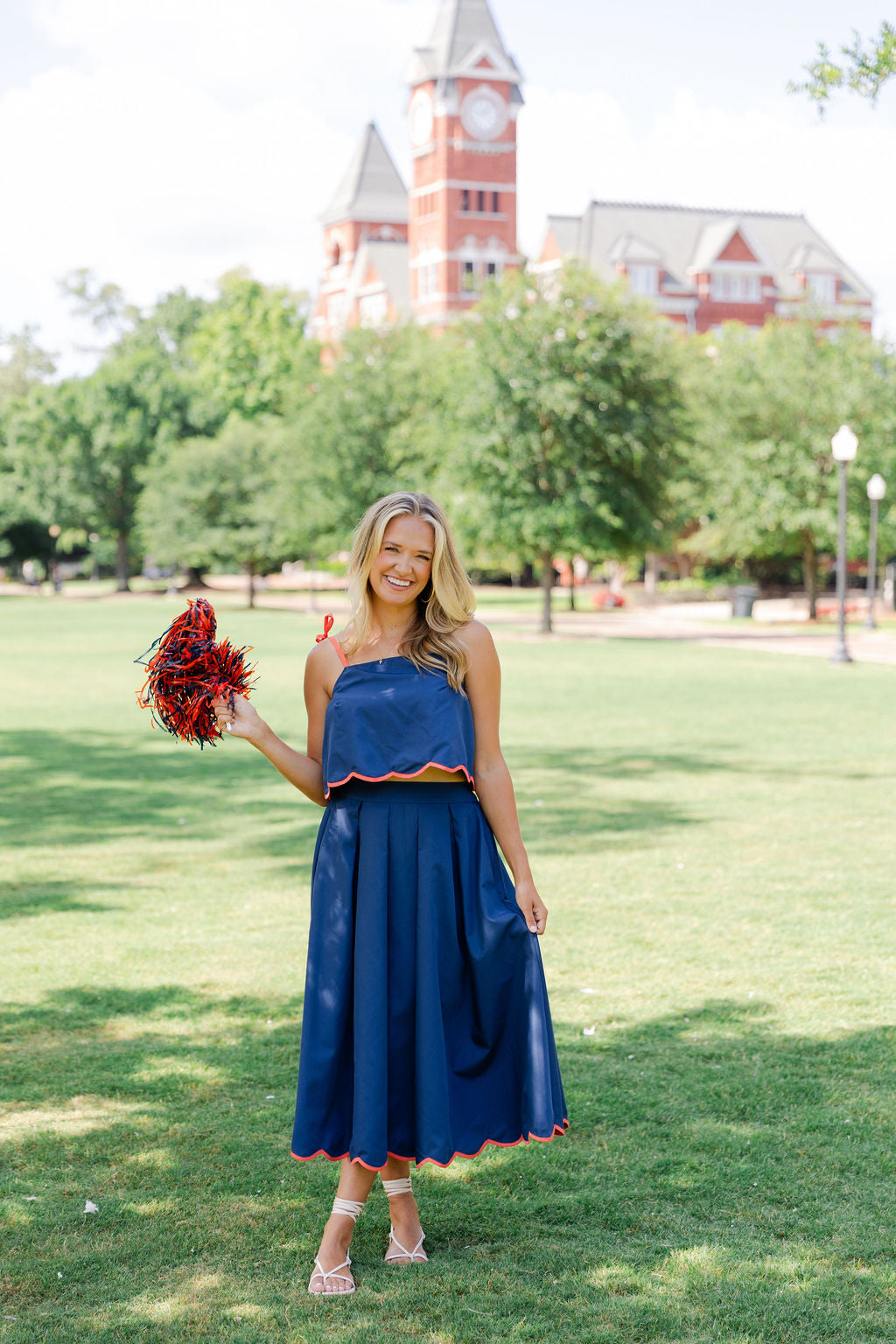 Scallop Hem Skirt