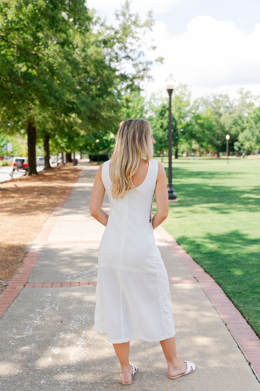 Side O-Ring Cut Out Midi Dress
