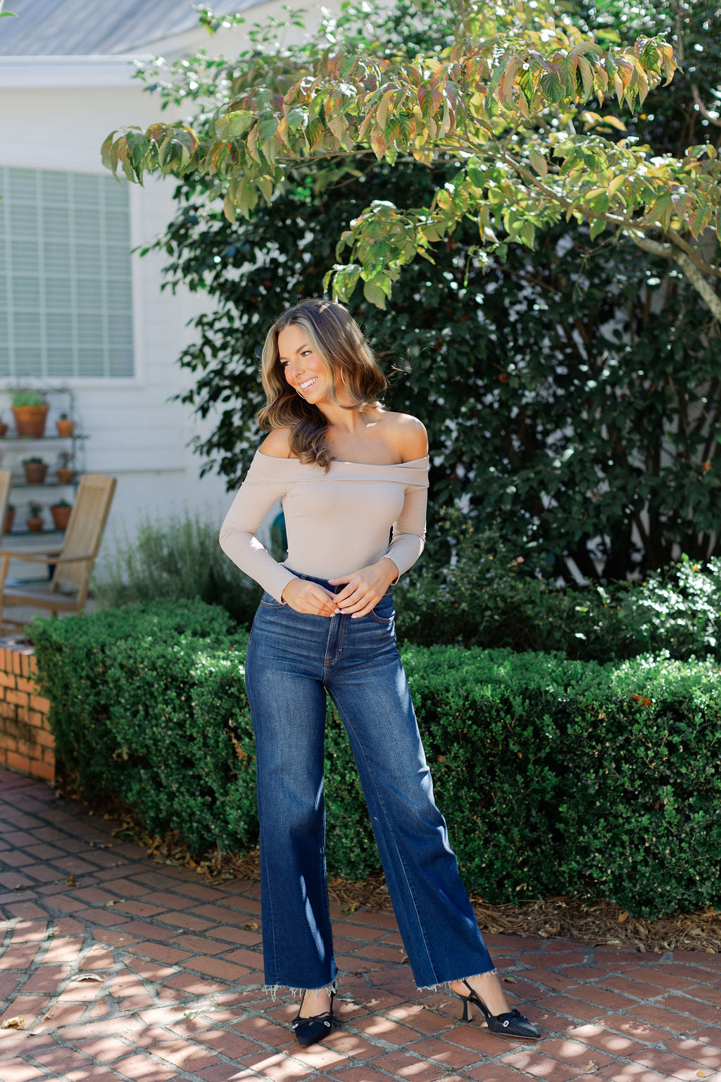 OFF SHOULDER LONG SLEEVE BODYSUIT