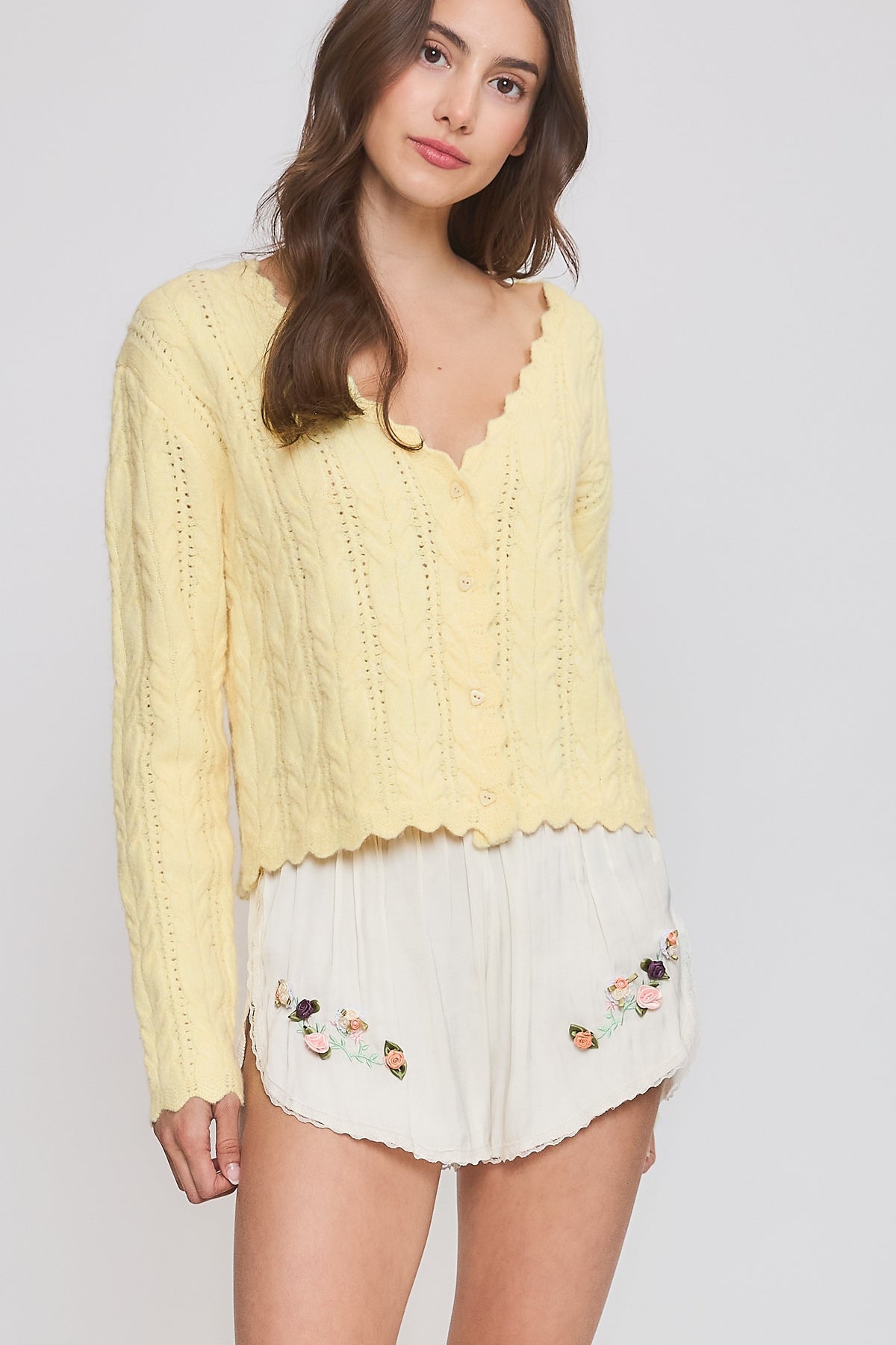 Scallop Hem Cable Knit Cardigan