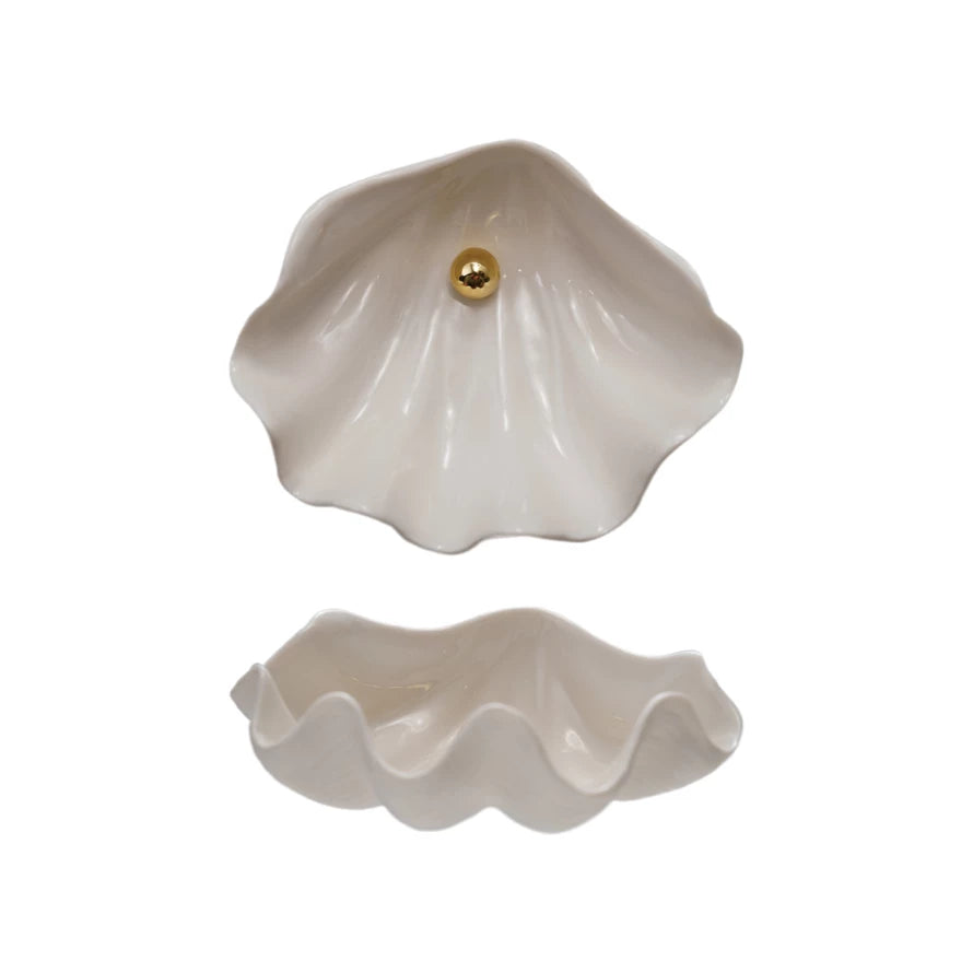 Clamshell with Gold Pearl