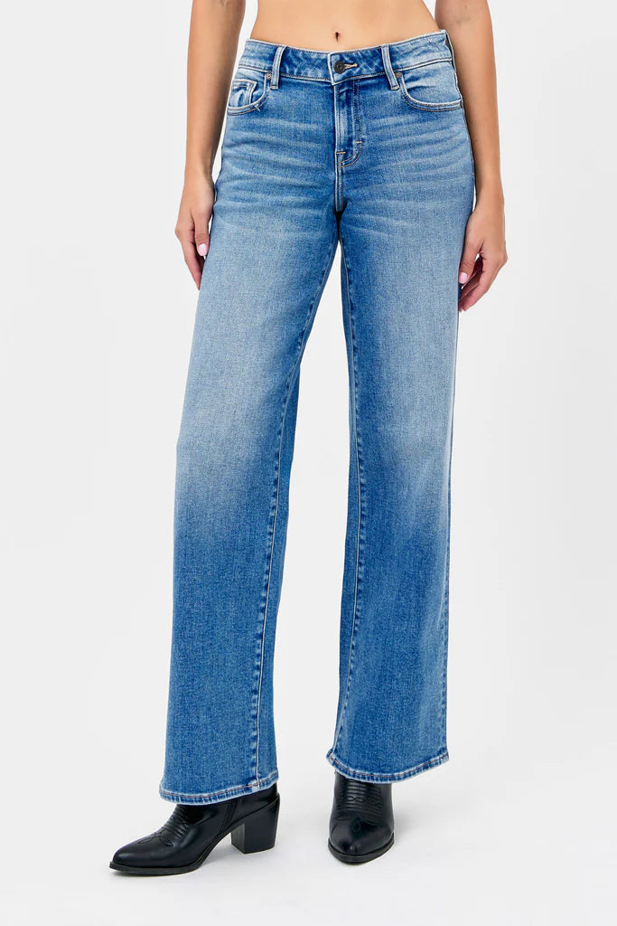 Logan High Waist Dad Jean