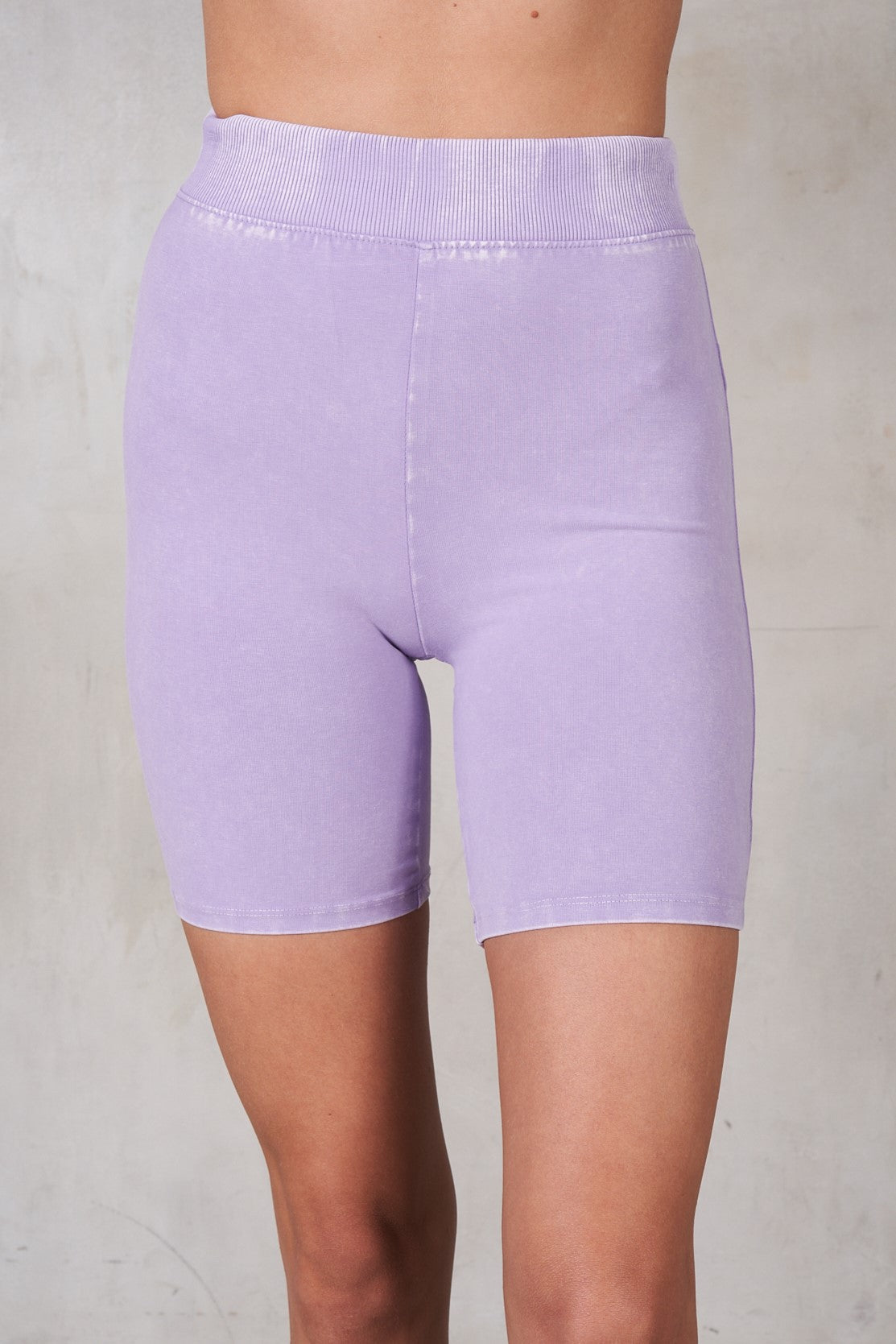 MINERAL WASHED BIKER SHORTS