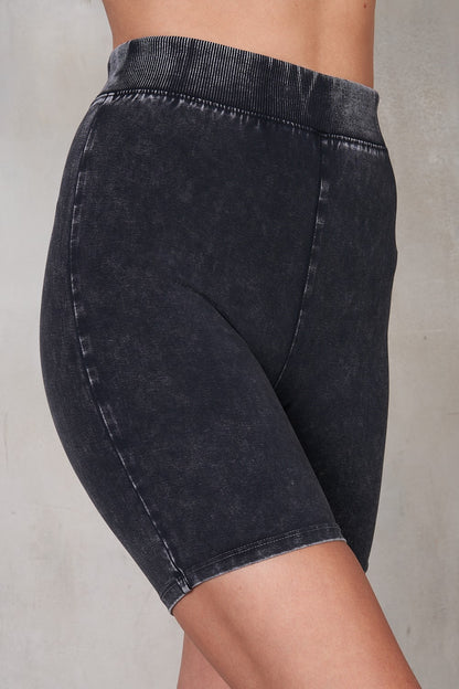 MINERAL WASHED BIKER SHORTS