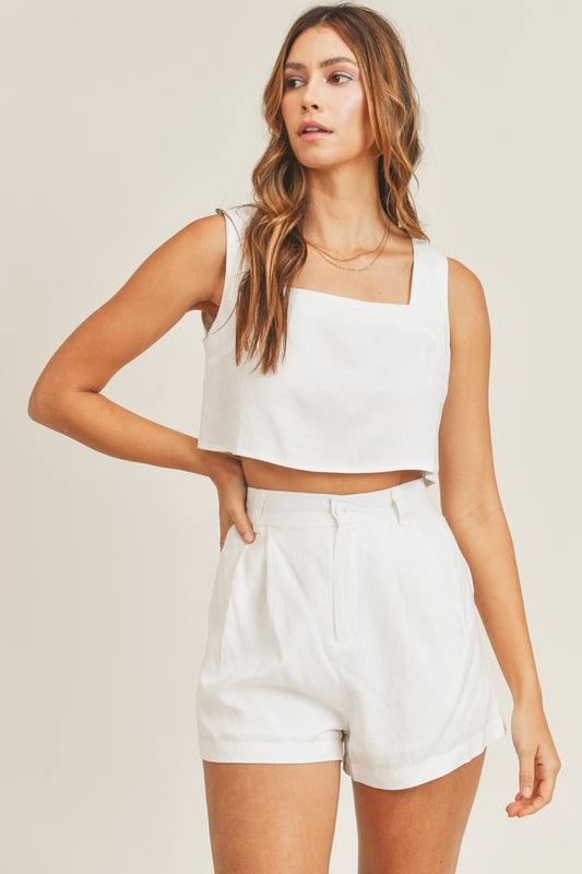SLEEVELESS CROP TOP AND SHORTS SET