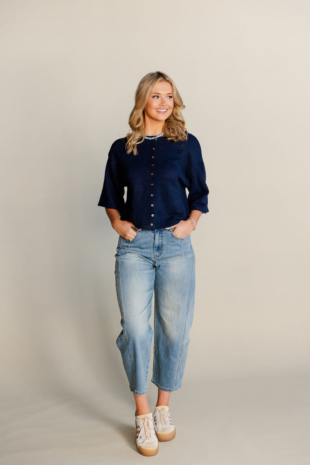 Loose Fit Barrel Jeans