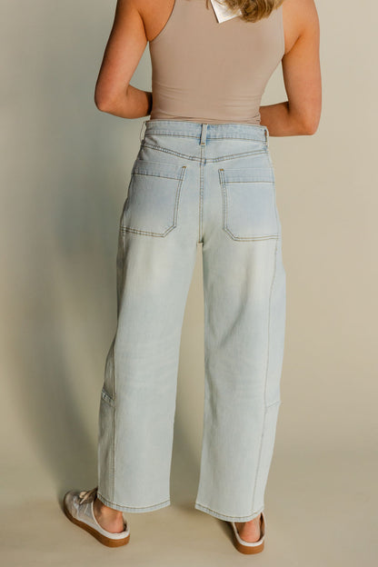 Loose Fit Barrel Jeans