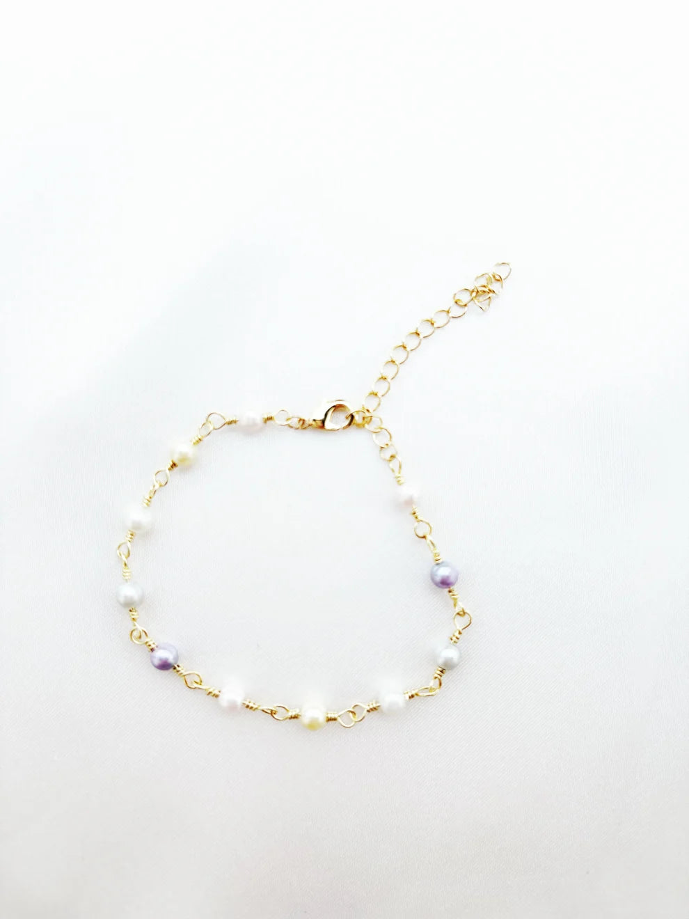 Pastel Pearl Chain Bracelet with Clasp