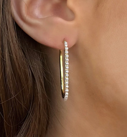 PEARL LINED SQUARE HOOPS