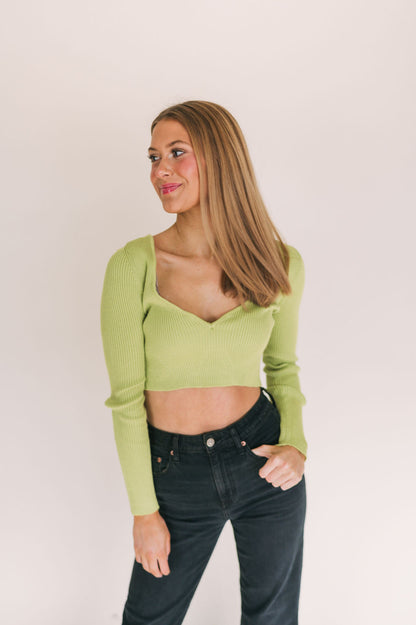 LONGSLEEVE KNIT CROP TOP WITH SWEETHEART NECKLINE