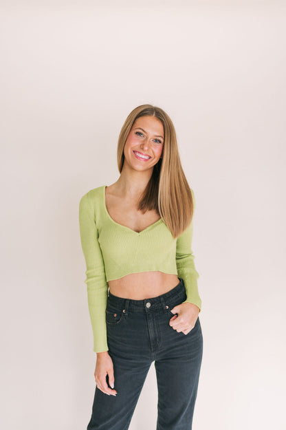 LONGSLEEVE KNIT CROP TOP WITH SWEETHEART NECKLINE