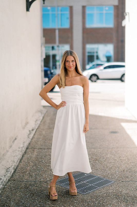 STRAPLESS MAXI DRESS WITH RUCHING DETAIL