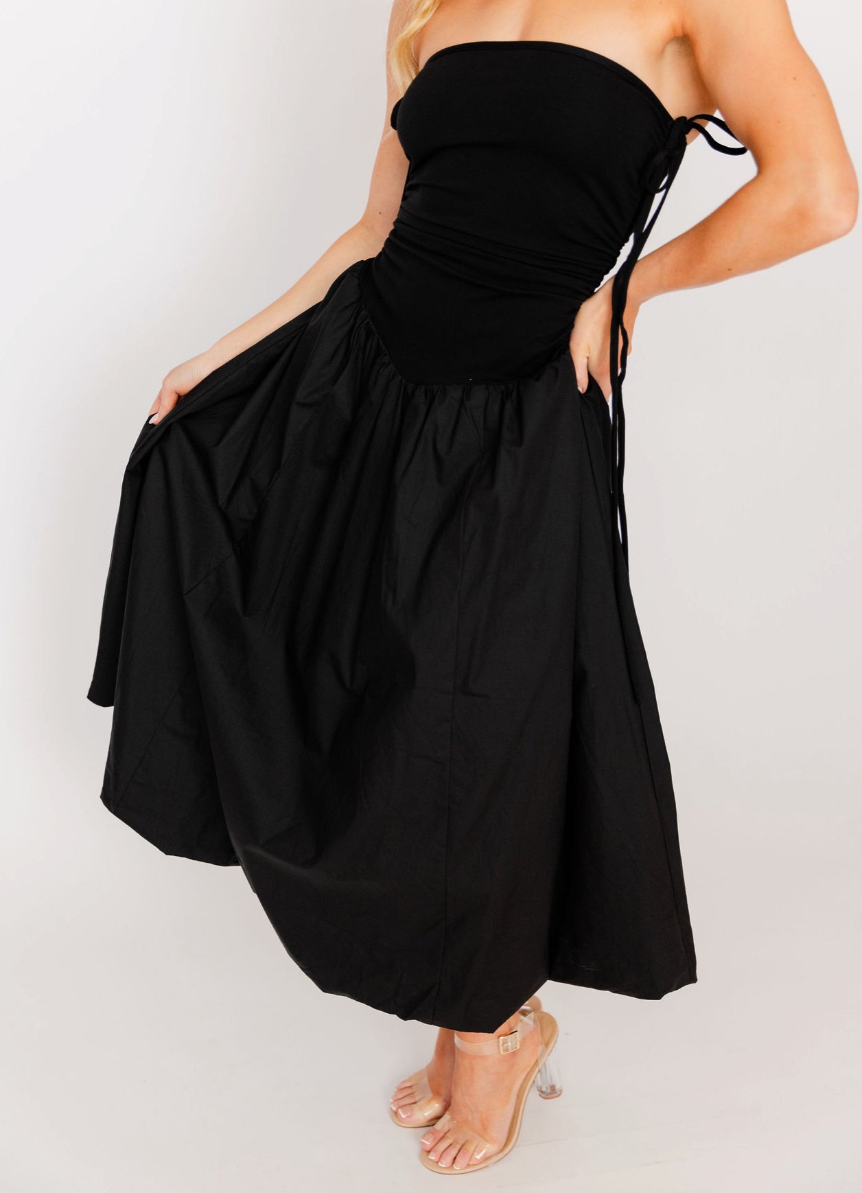 SHOULDER TIE SIDE DRAWSTRING MIDI BUBBLE DRESS