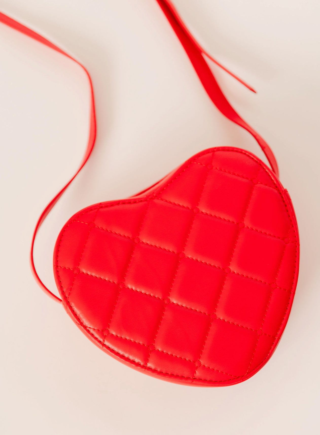 SWEETHEART CROSSBODY BAG