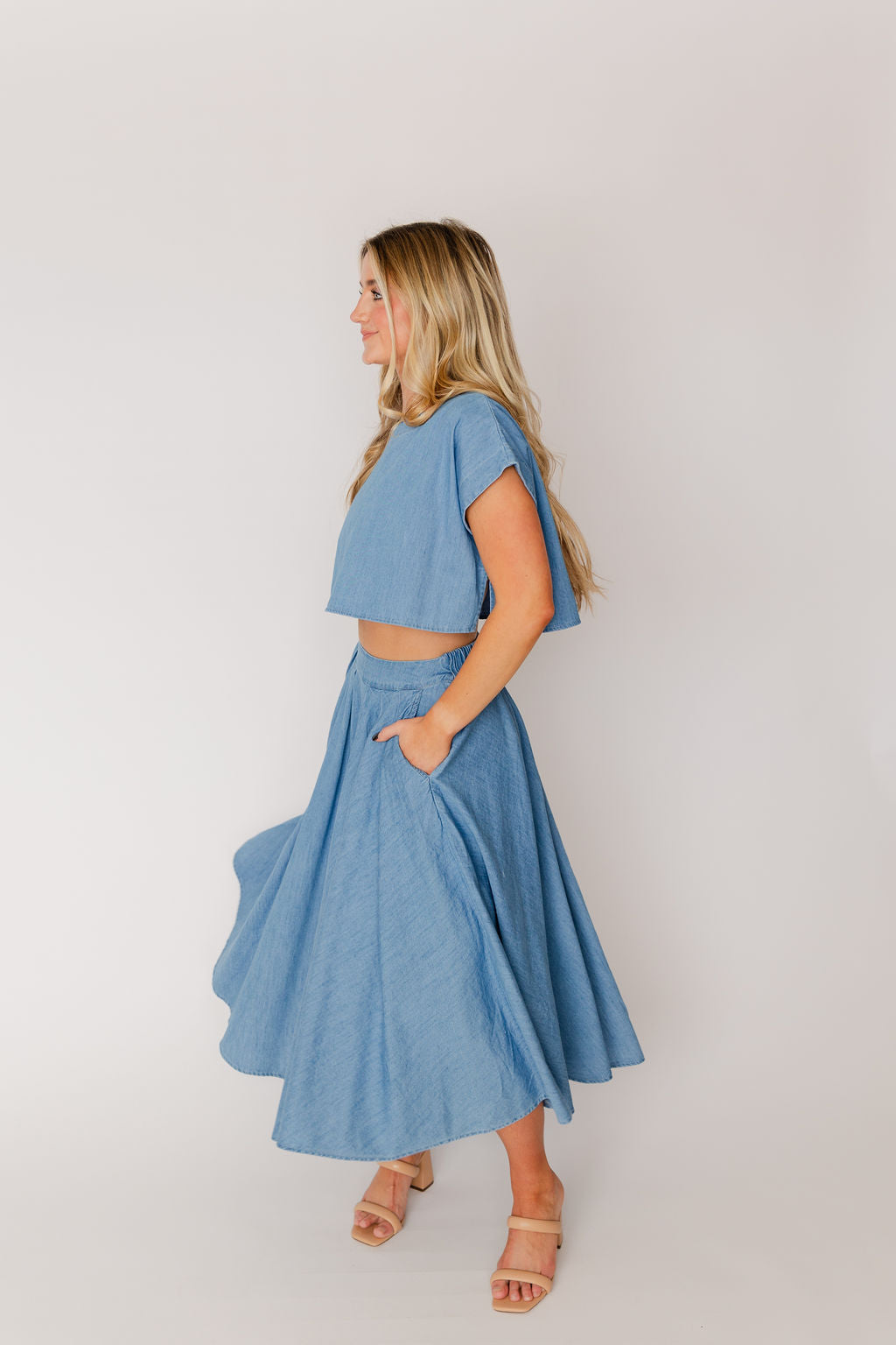 Flowy Midi Skirt