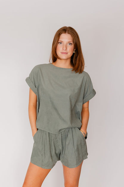 RELAXED FIT SHORTS