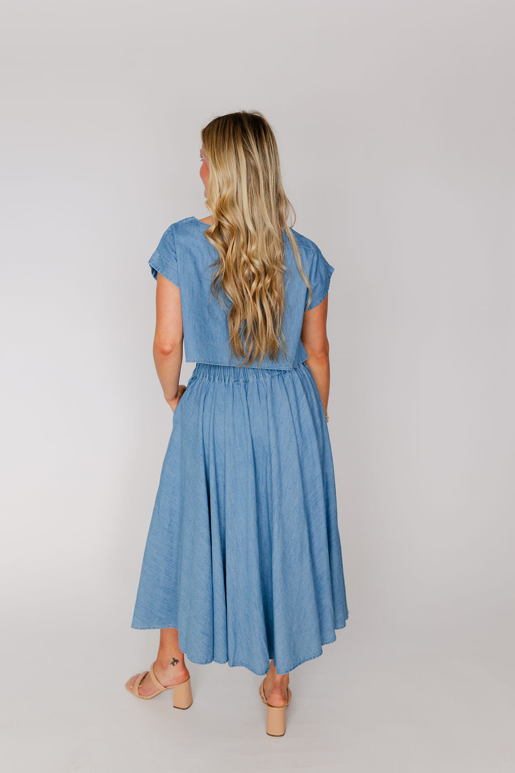 Flowy Midi Skirt