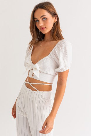 PUFF SHORT SLEEVE TIE FRONT CROP TOP