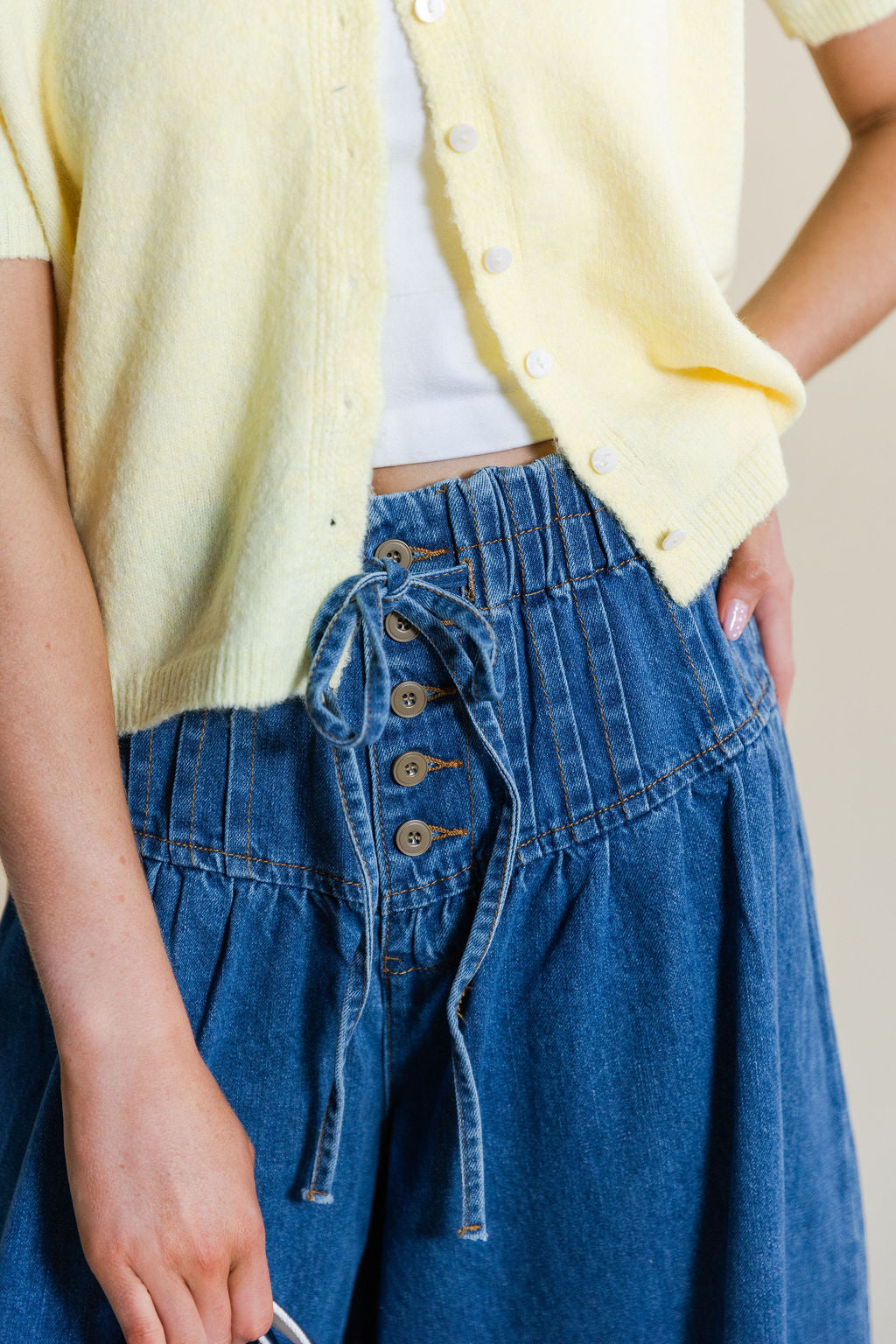 High Rise Pleated Wide Leg Jeans