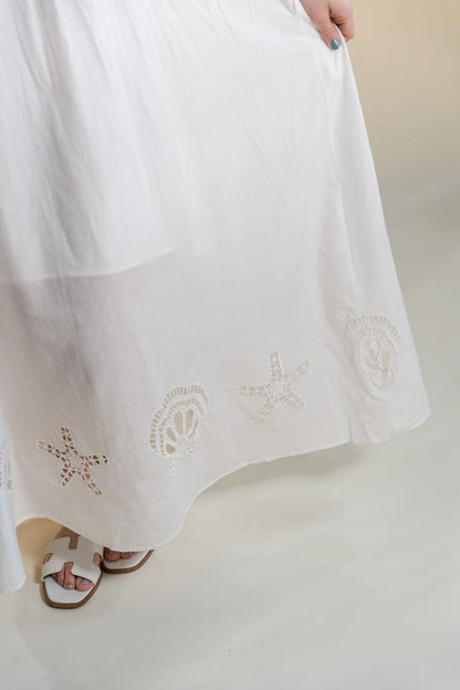 Embroidered Floral Detail Maxi Dress