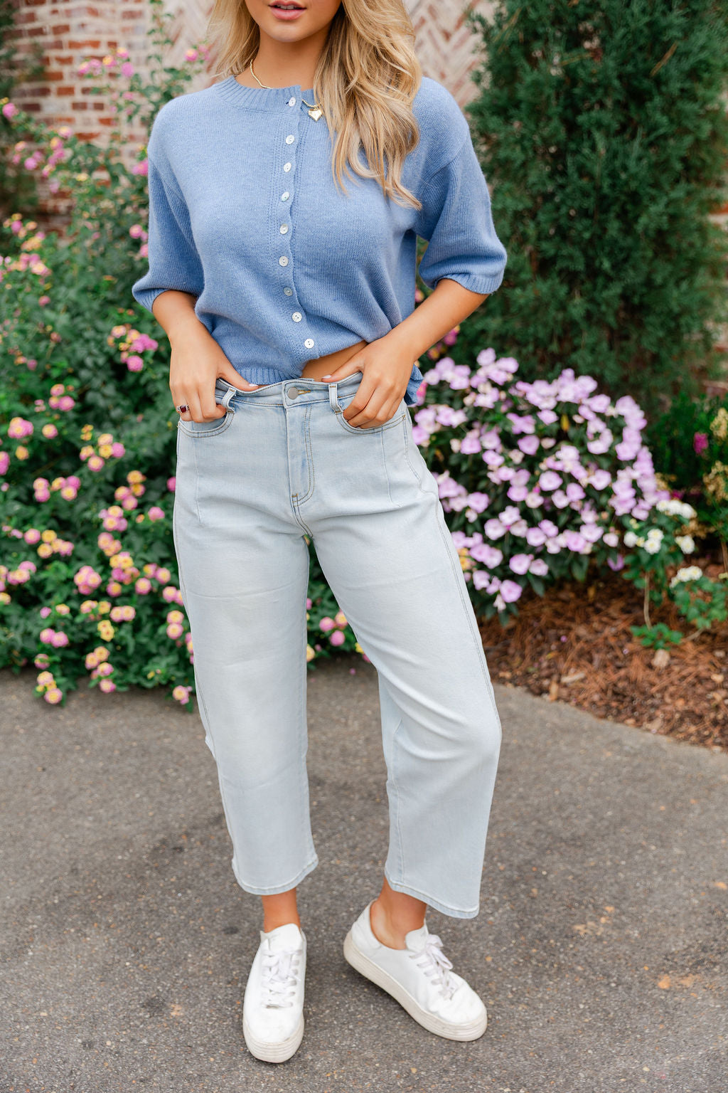 Loose Fit Barrel Jeans