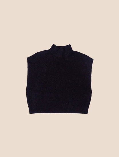 Tetra Sleeveless Sweater