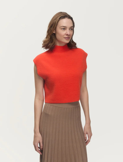 Tetra Sleeveless Sweater