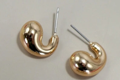 Bean Post Back Earring