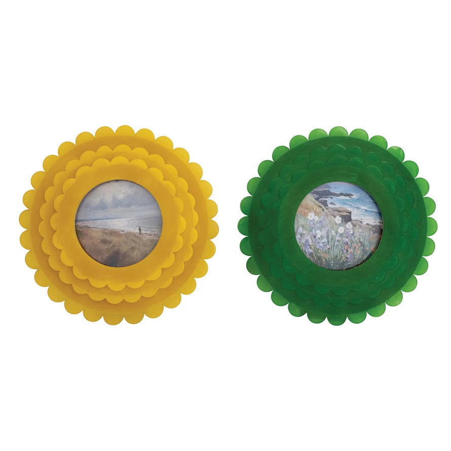 Resin Scalloped Photo Frame